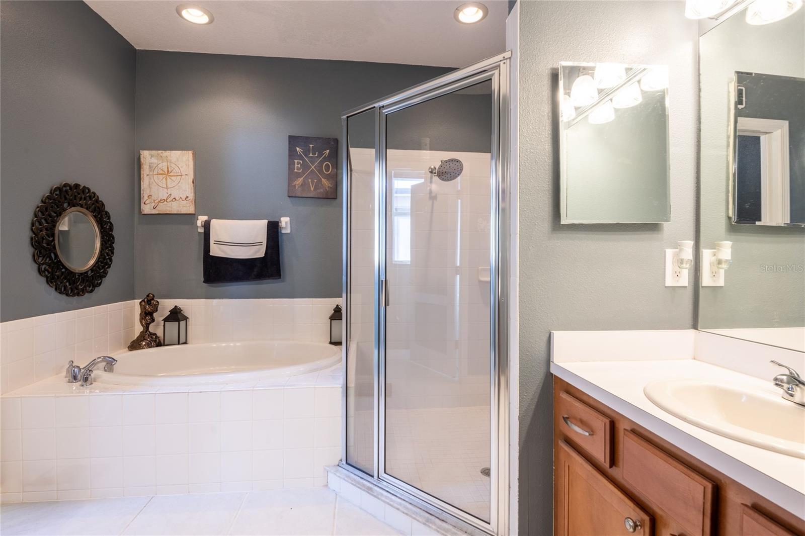 Image 27 of 55 For 3987 Ashworth Place