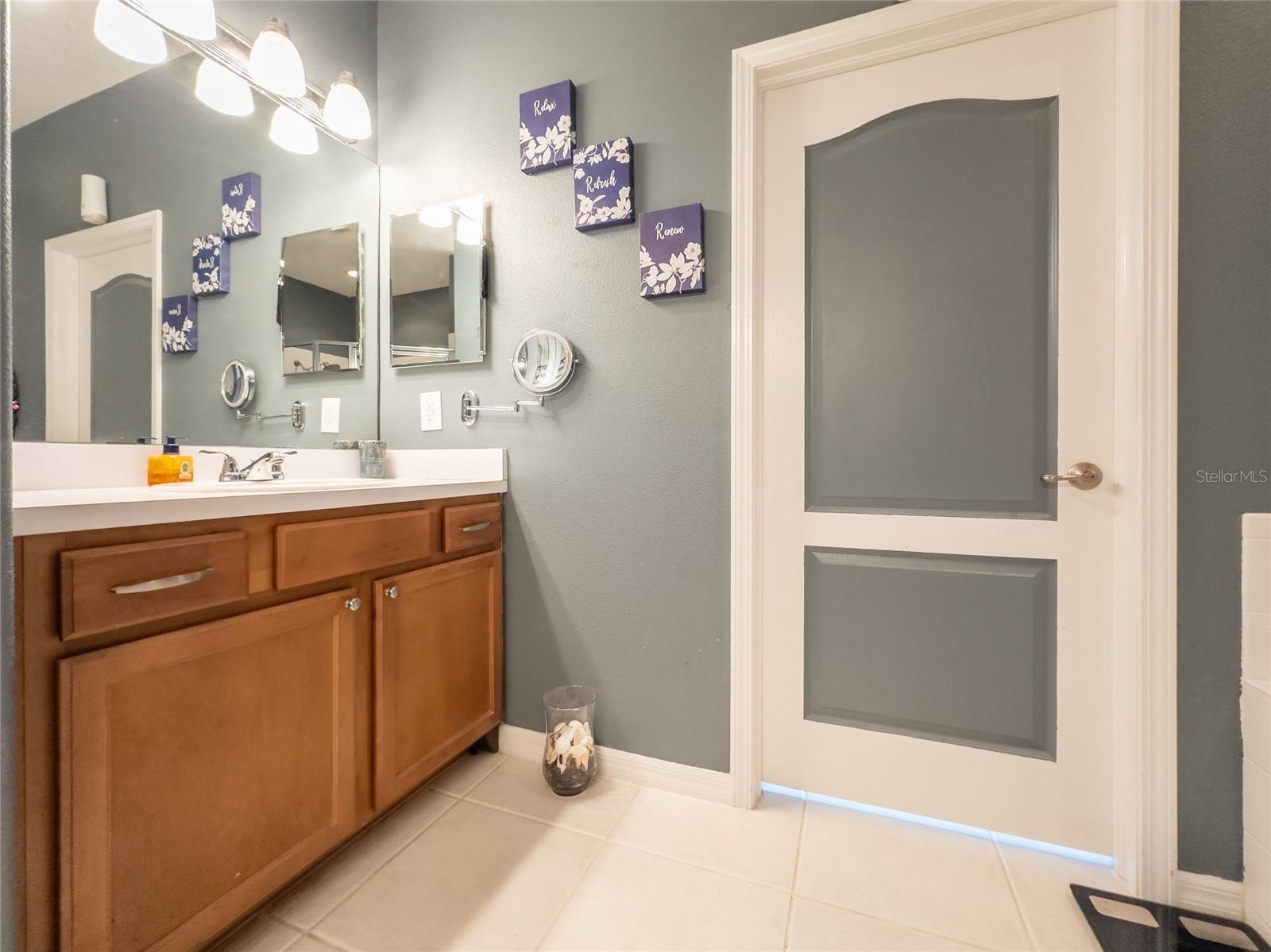 Image 28 of 55 For 3987 Ashworth Place