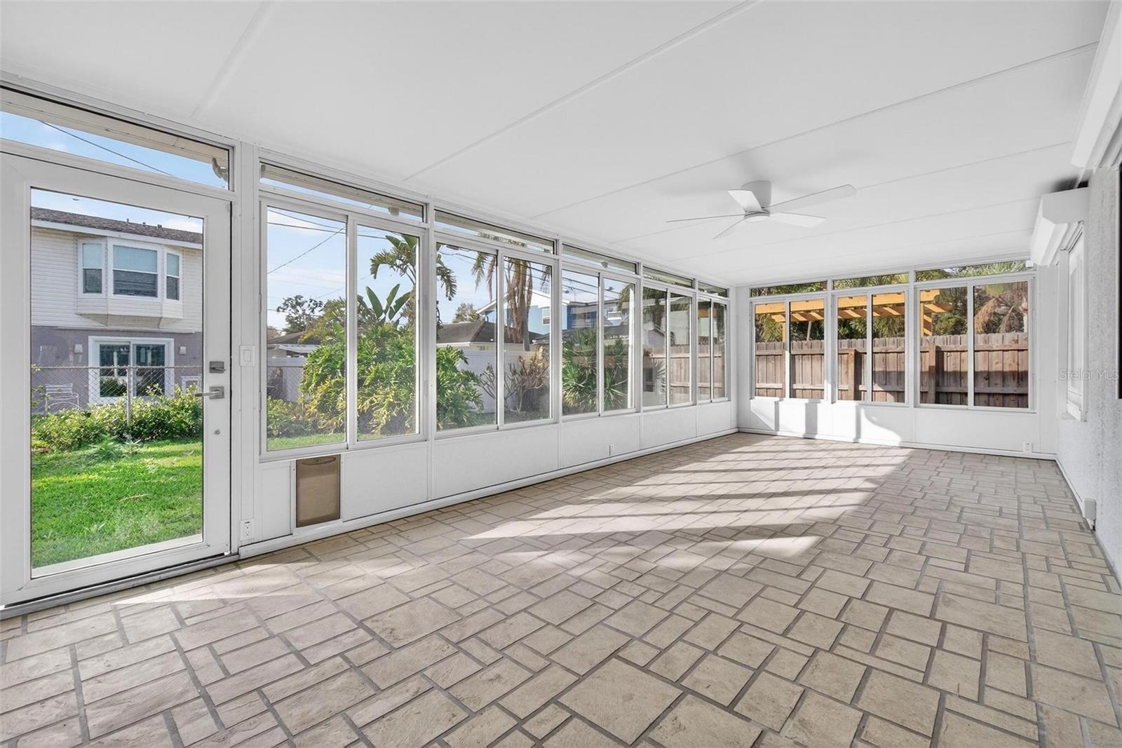 Image 19 of 26 For 5630 Venetian Boulevard Ne