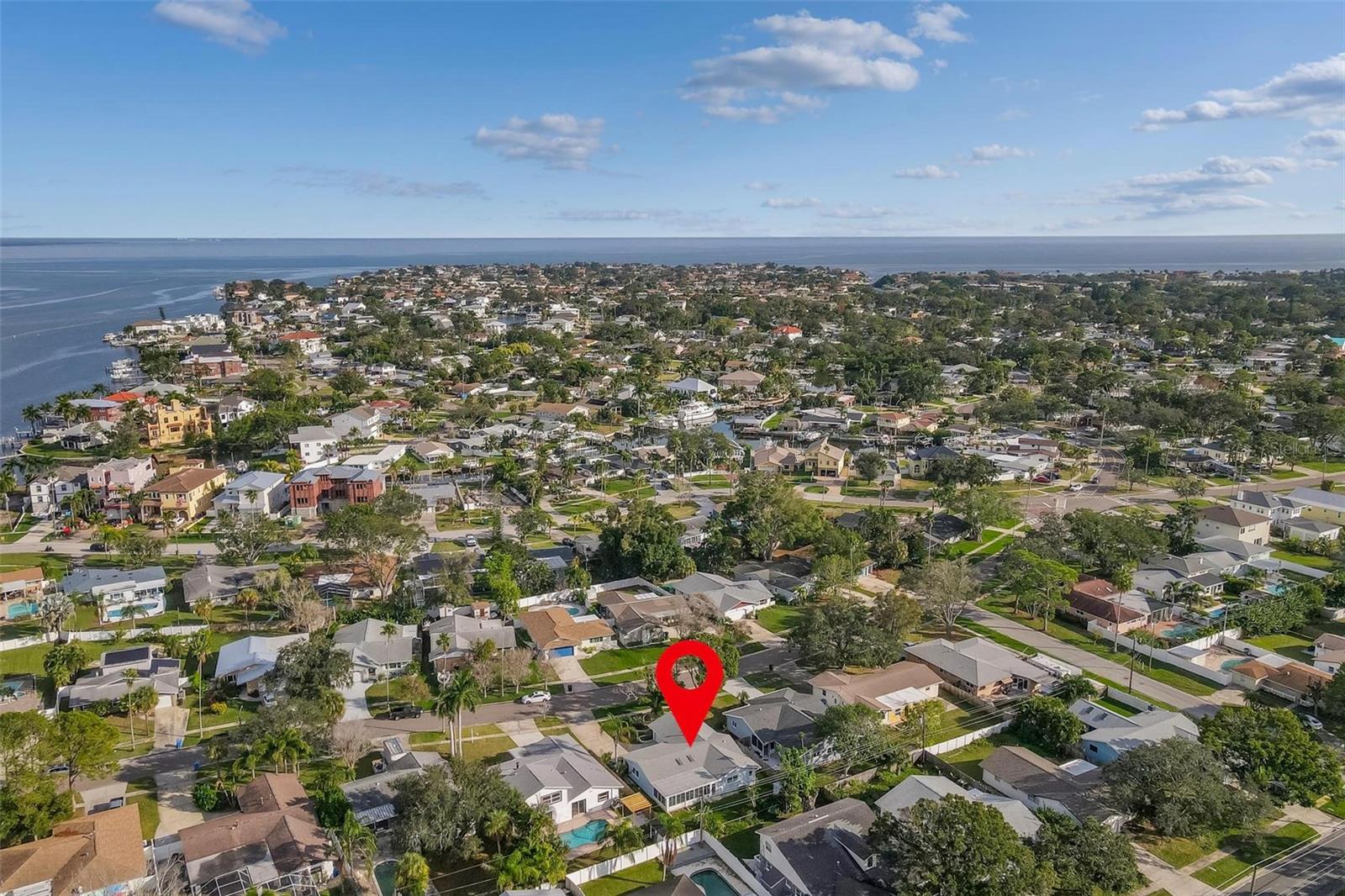 Image 25 of 26 For 5630 Venetian Boulevard Ne