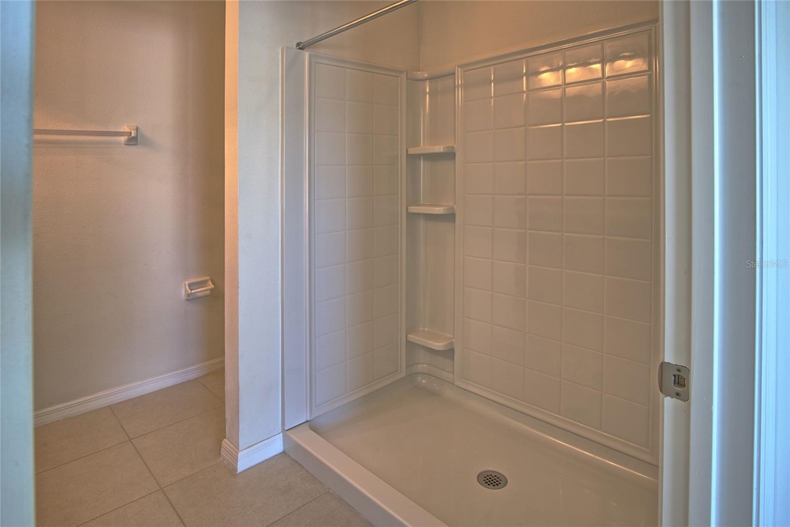 Image 19 of 34 For 117 Lacewing Place