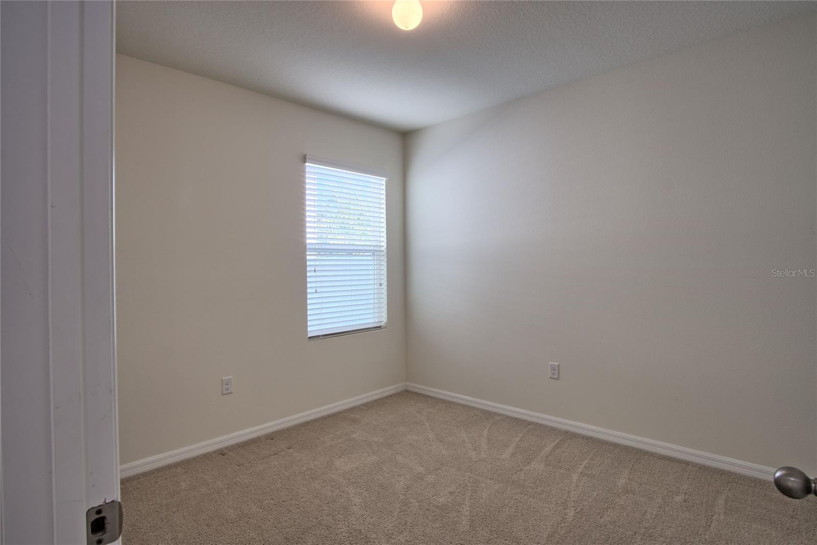 Image 21 of 34 For 117 Lacewing Place