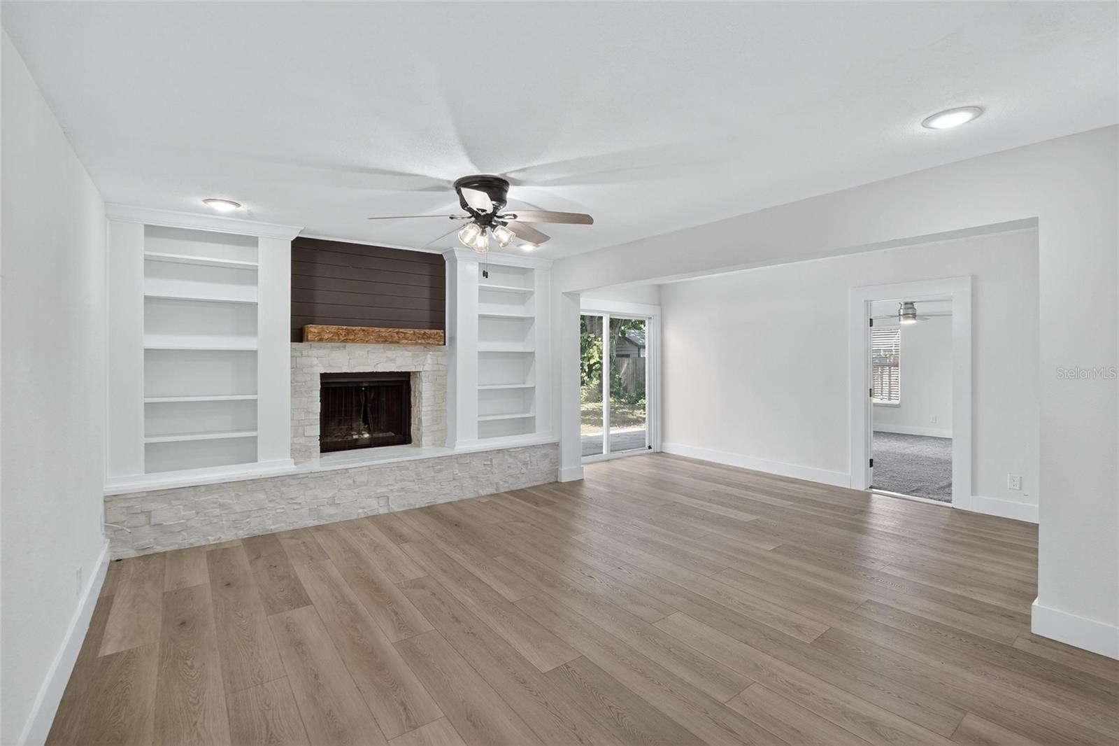 Image 13 of 48 For 4573 20th Avenue N