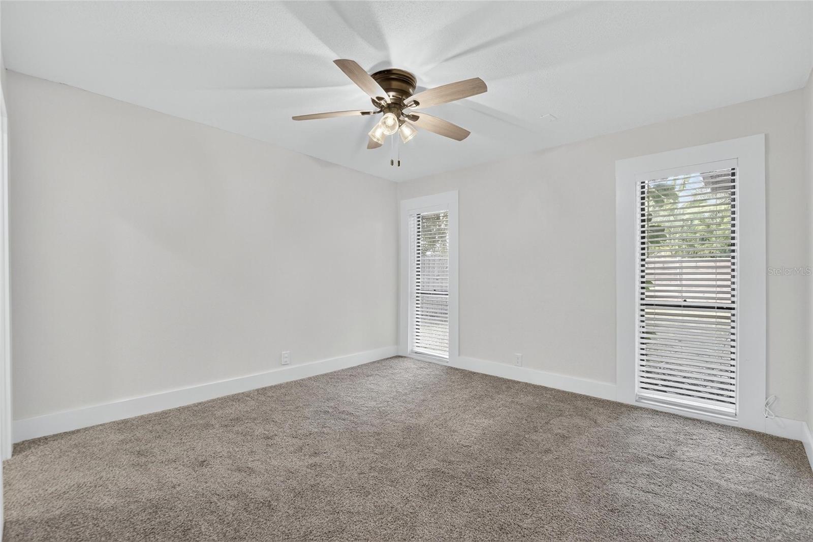 Image 32 of 48 For 4573 20th Avenue N