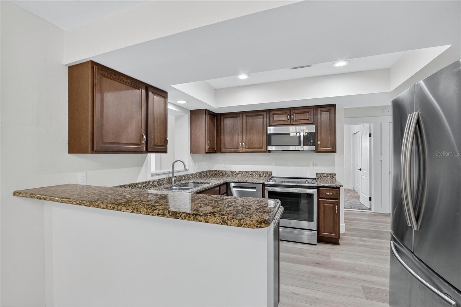 Image 9 of 48 For 4573 20th Avenue N