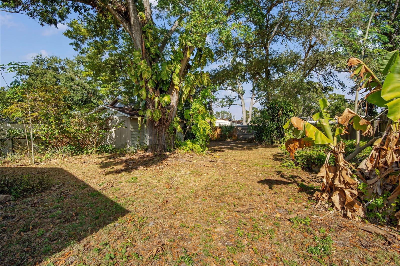 Image 21 of 24 For 3909 Iowa Avenue