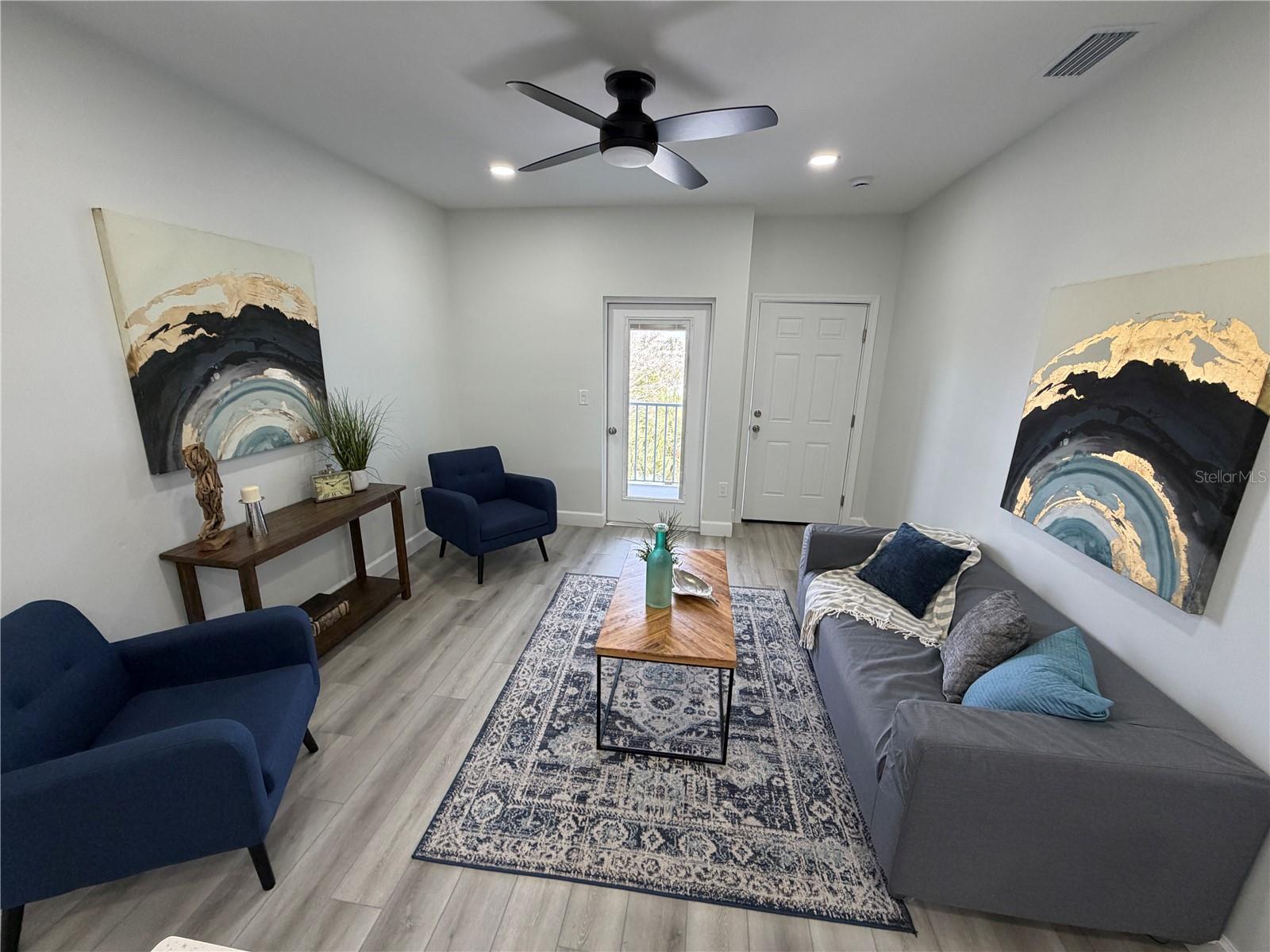 Image 18 of 35 For 13117 4th Street E