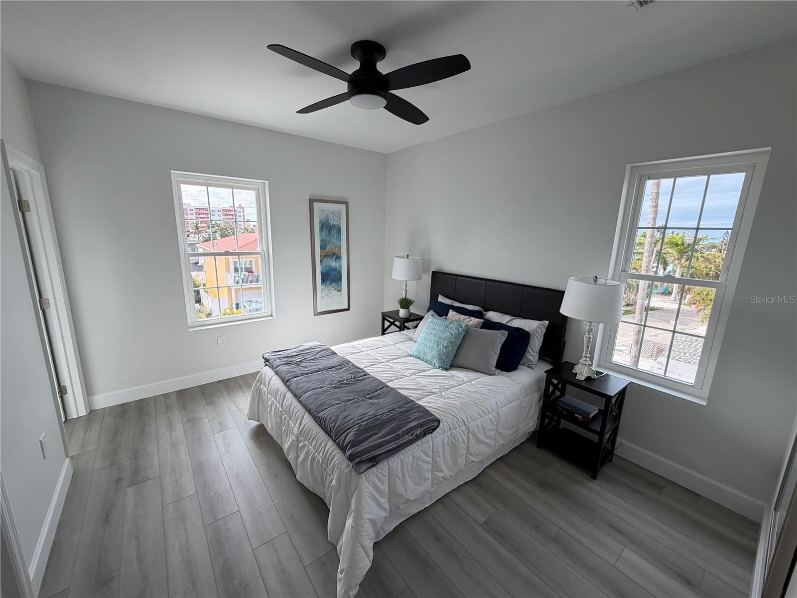 Image 31 of 35 For 13117 4th Street E