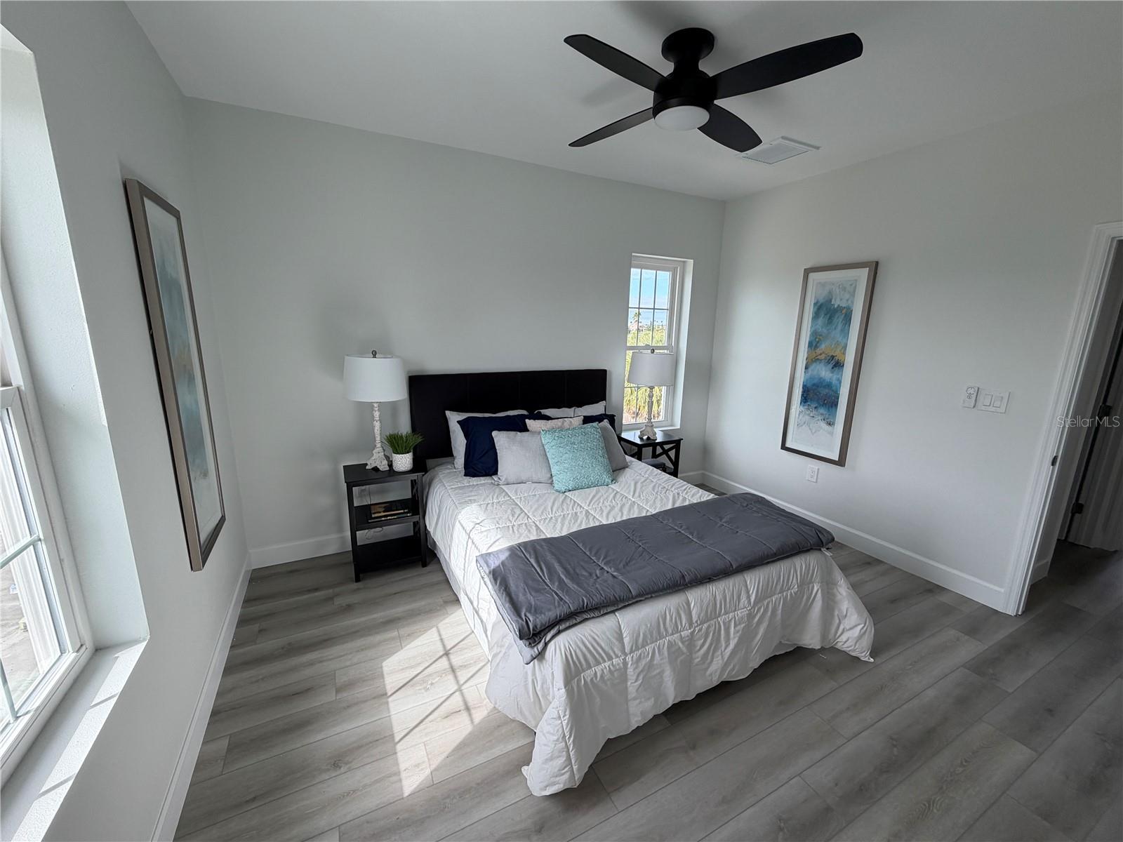 Image 32 of 35 For 13117 4th Street E