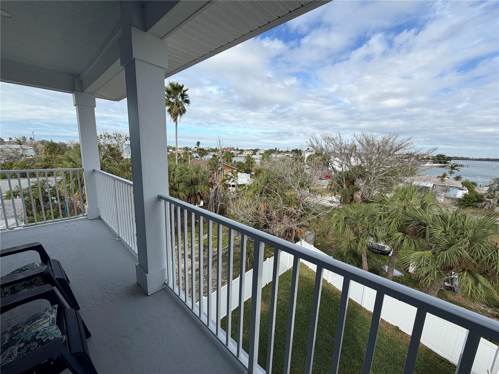 Image 8 of 35 For 13117 4th Street E