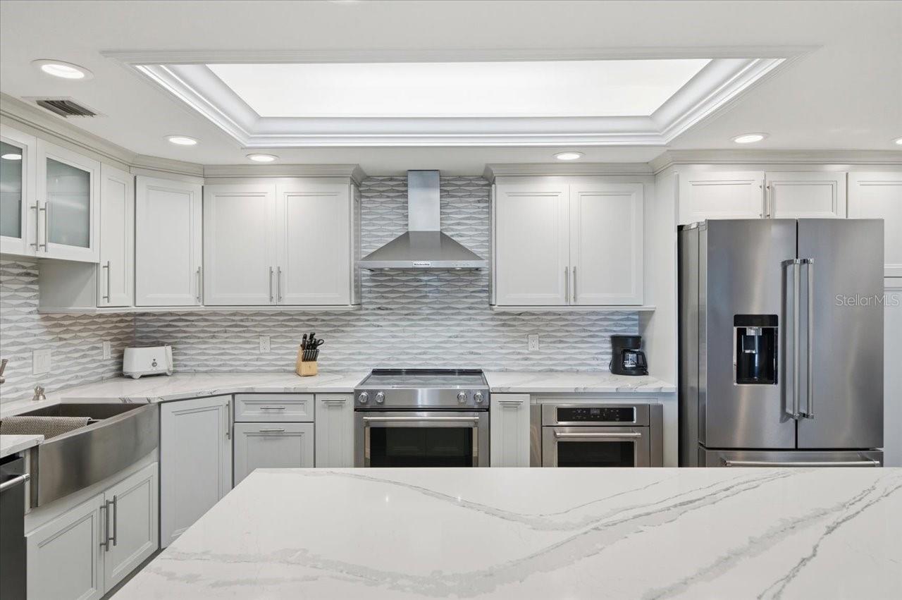 Image 14 of 55 For 1501 Gulf Boulevard 308