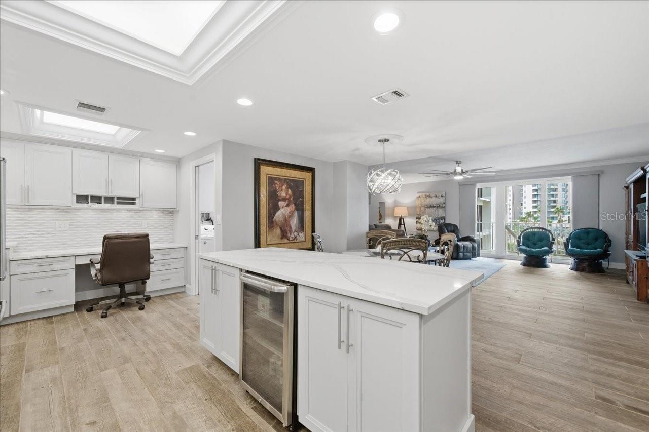 Image 18 of 55 For 1501 Gulf Boulevard 308