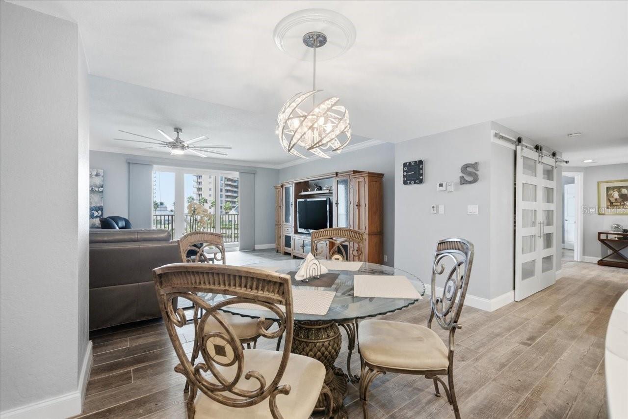 Image 25 of 55 For 1501 Gulf Boulevard 308