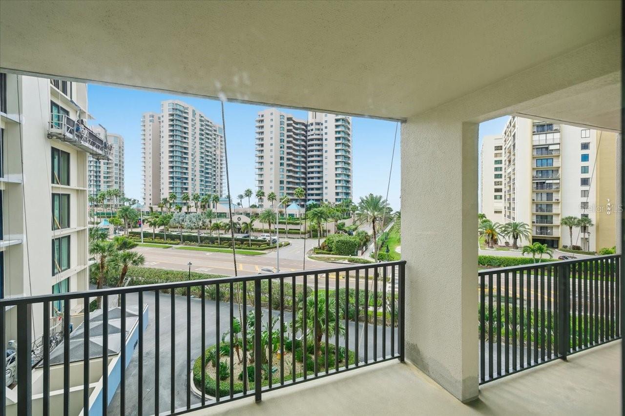 Image 42 of 55 For 1501 Gulf Boulevard 308