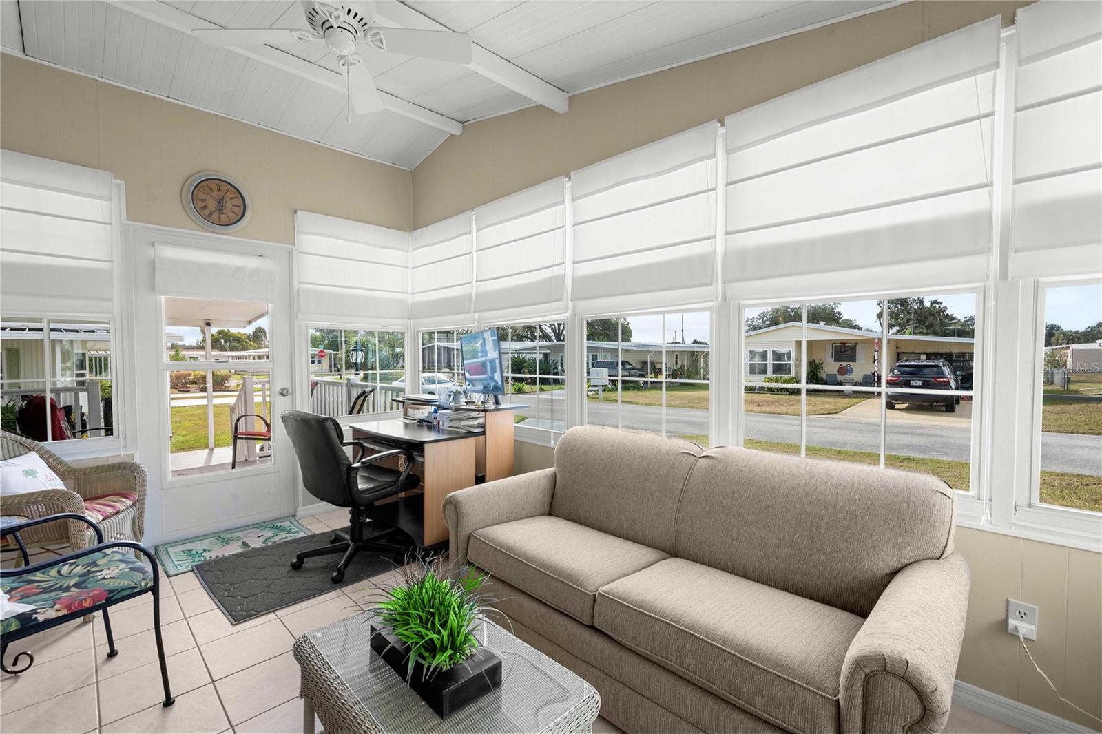 Image 16 of 56 For 5522 Mandan Street