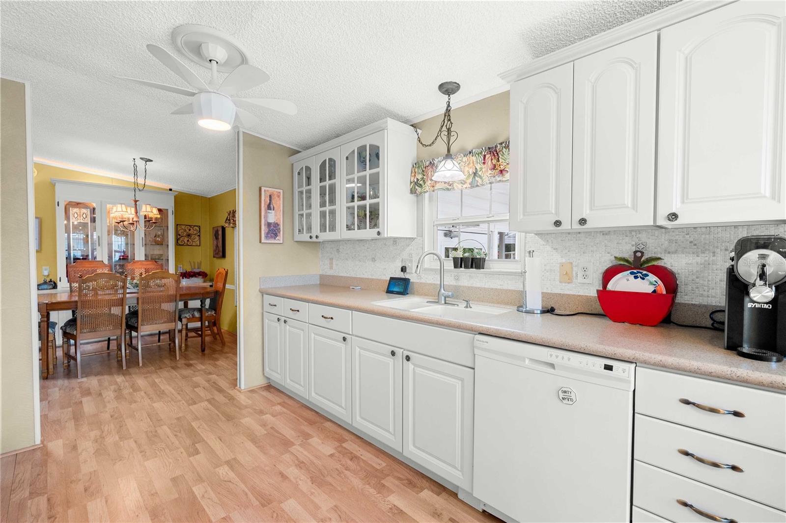 Image 9 of 56 For 5522 Mandan Street