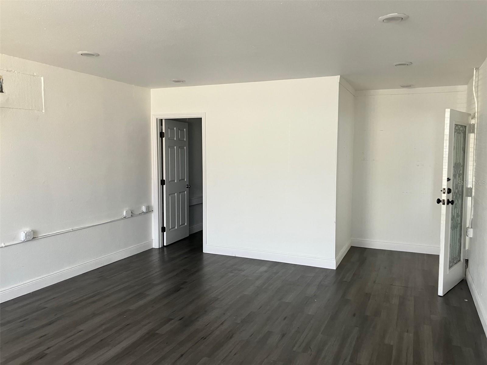 Image 5 of 9 For 2714 Macdill Avenue