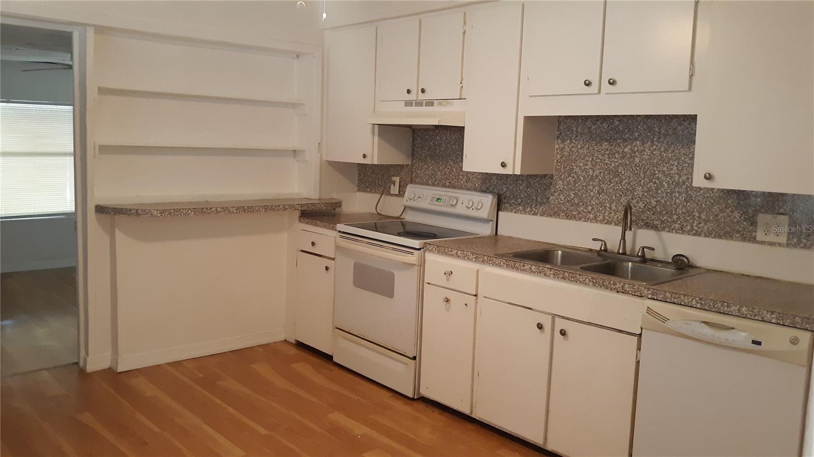 Image 8 of 35 For 1530 Martin Luther King Jr Avenue