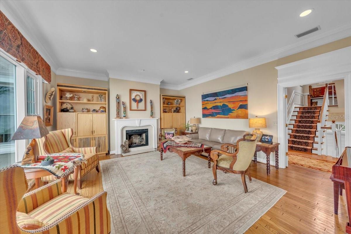 Image 31 of 76 For 6212 Bayshore Boulevard K