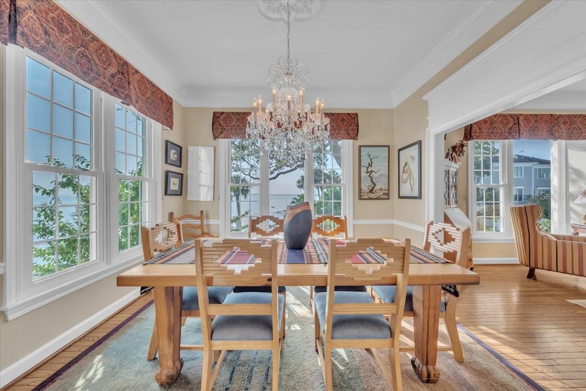 Image 36 of 76 For 6212 Bayshore Boulevard K