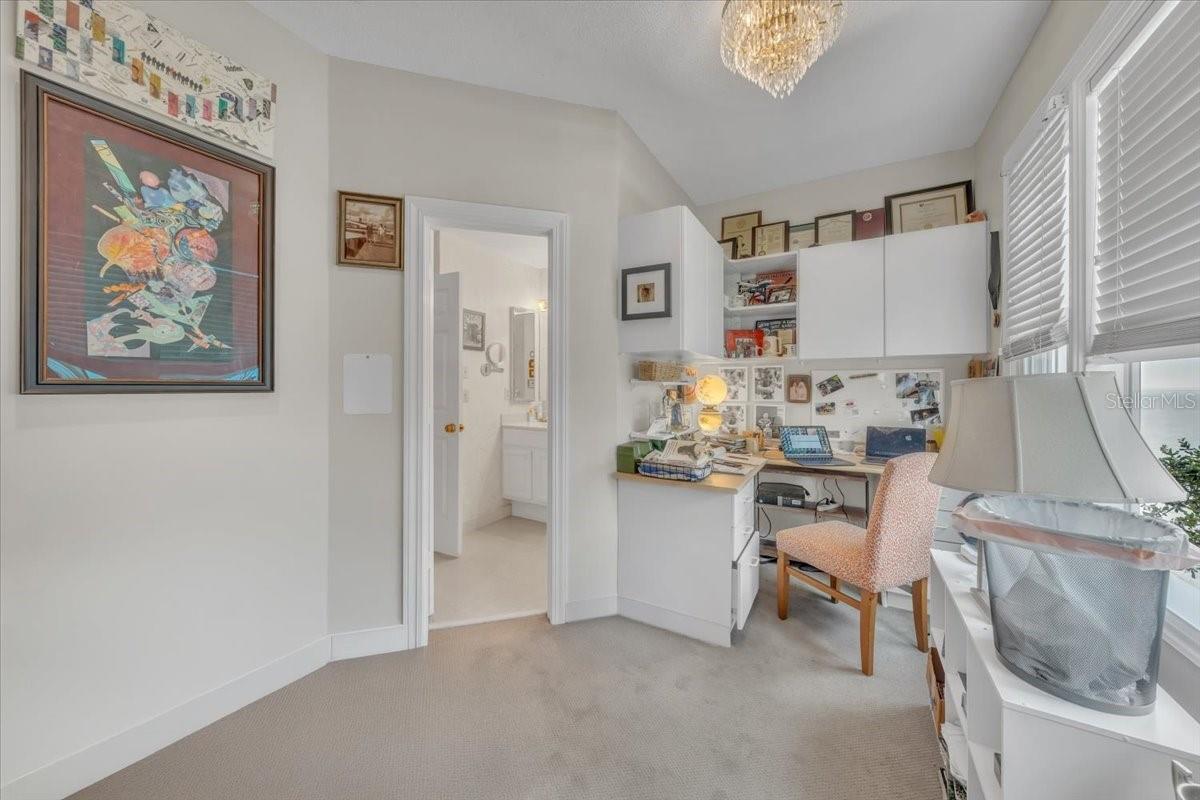 Image 53 of 76 For 6212 Bayshore Boulevard K