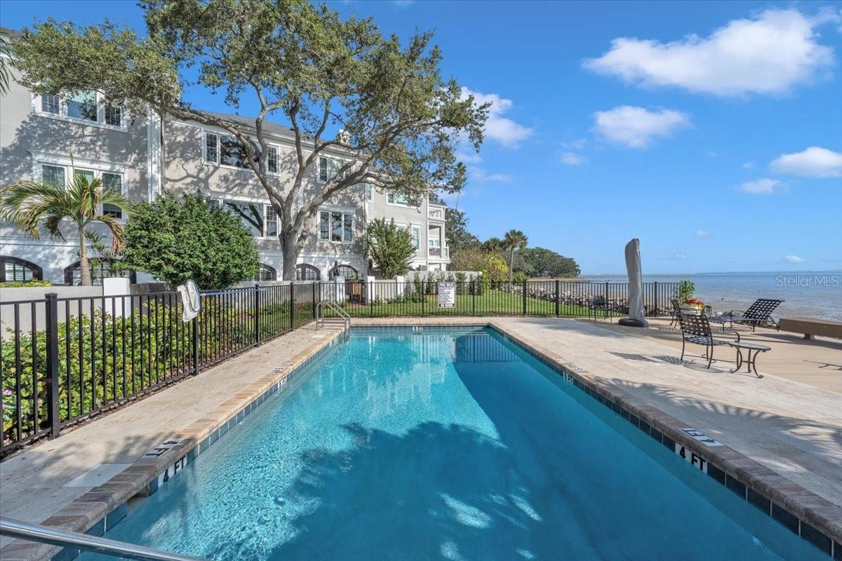 Image 67 of 76 For 6212 Bayshore Boulevard K