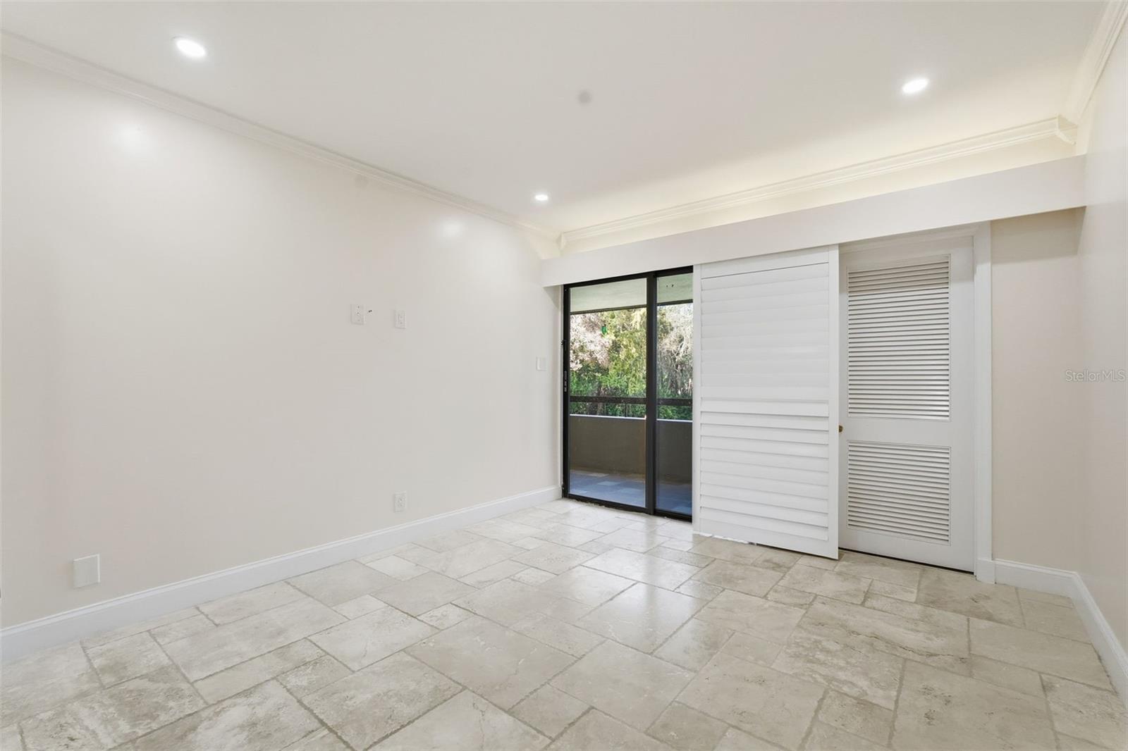 Image 24 of 35 For 36750 Us Highway 19 N 5-202