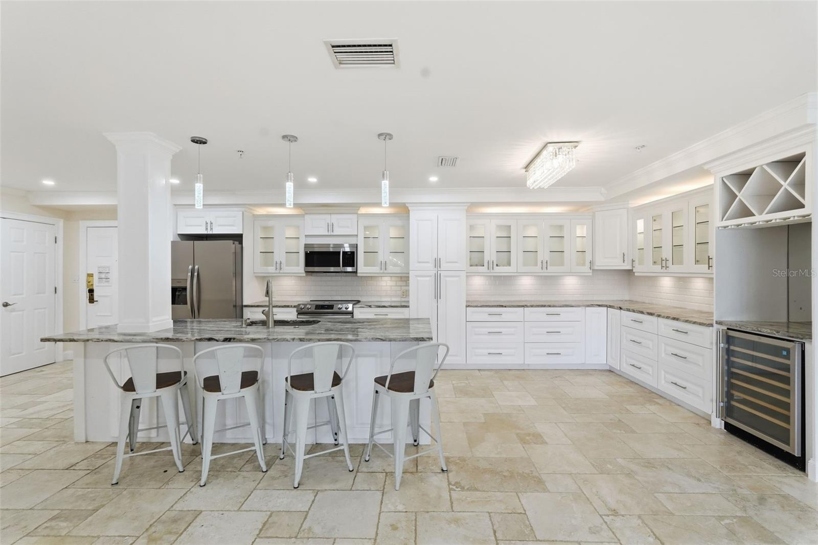 Image 3 of 35 For 36750 Us Highway 19 N 5-202