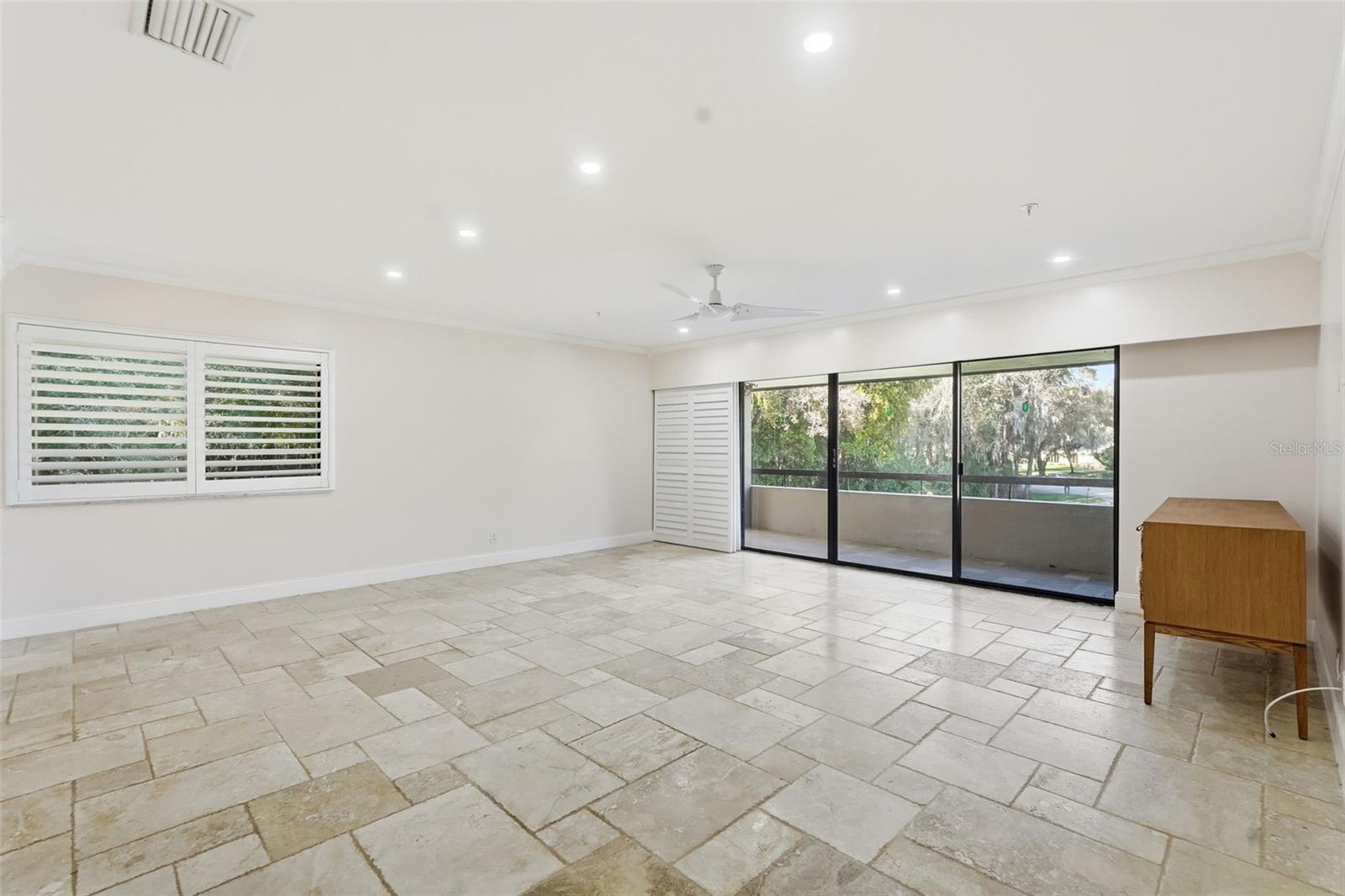 Image 9 of 35 For 36750 Us Highway 19 N 5-202