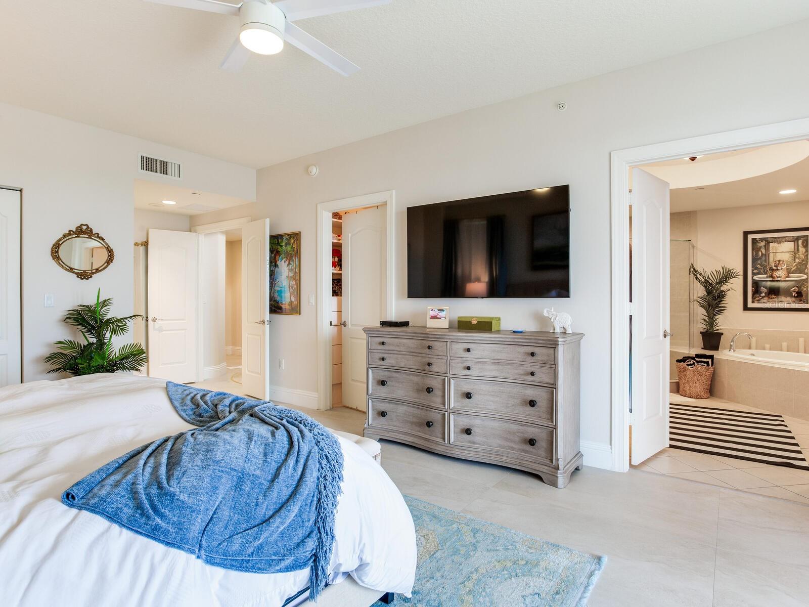 Image 42 of 99 For 4201 Bayshore Boulevard 604