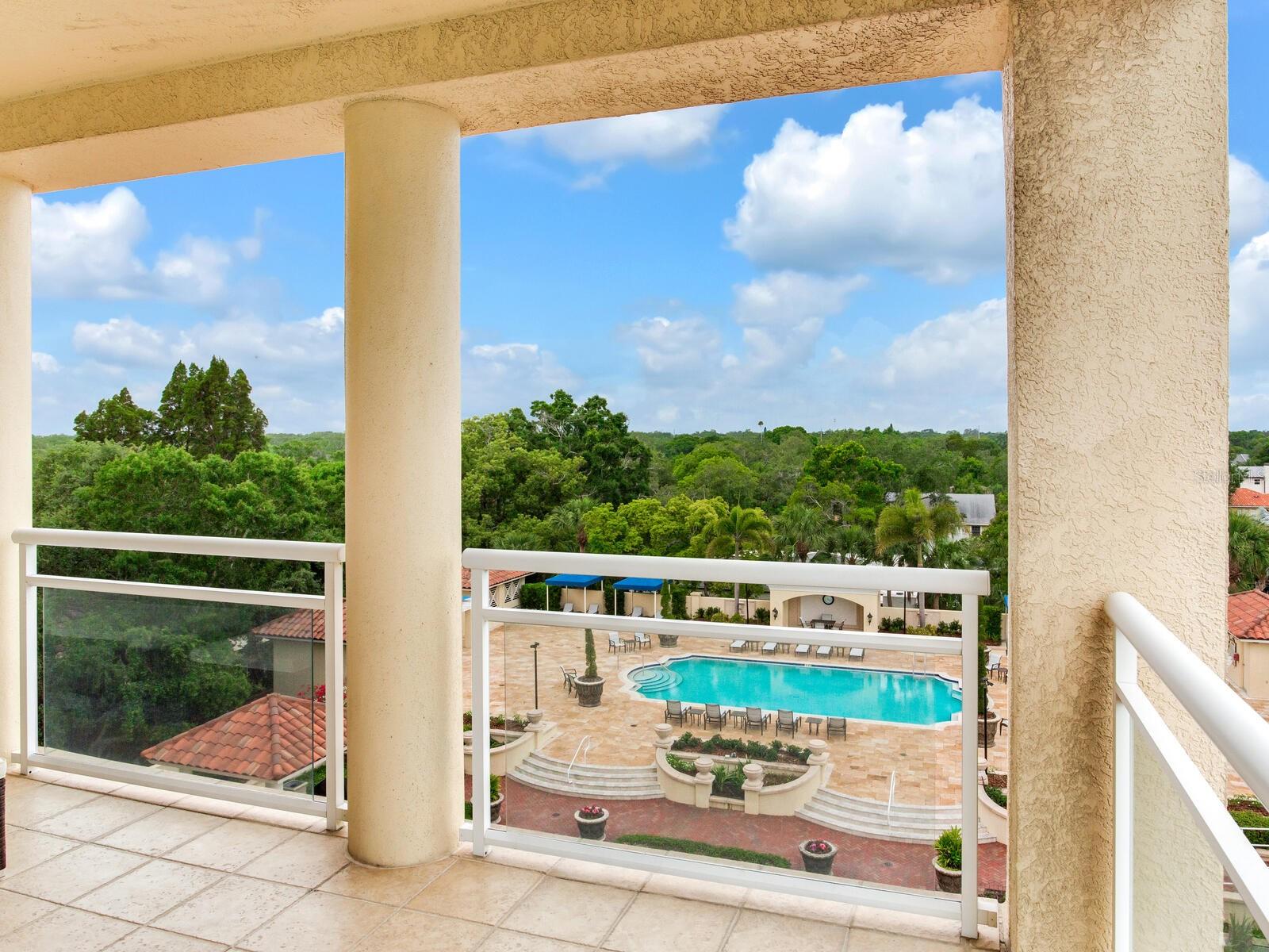 Image 46 of 99 For 4201 Bayshore Boulevard 604