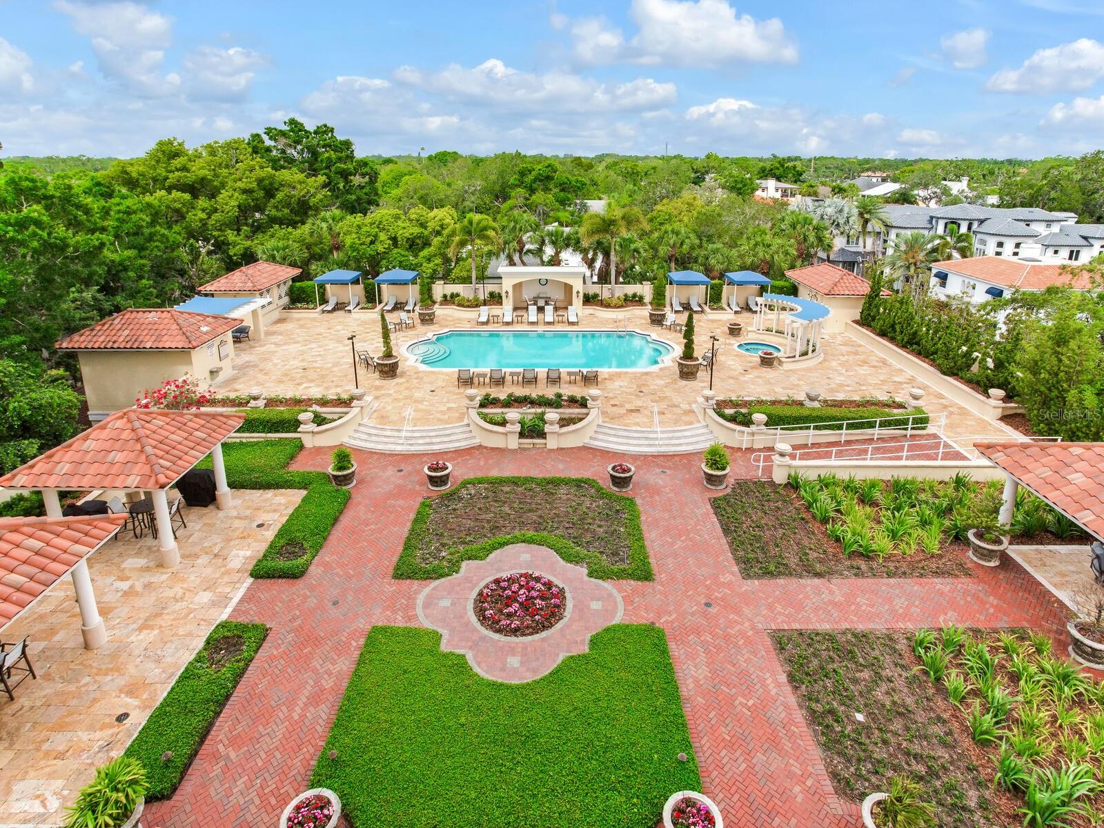 Image 47 of 99 For 4201 Bayshore Boulevard 604