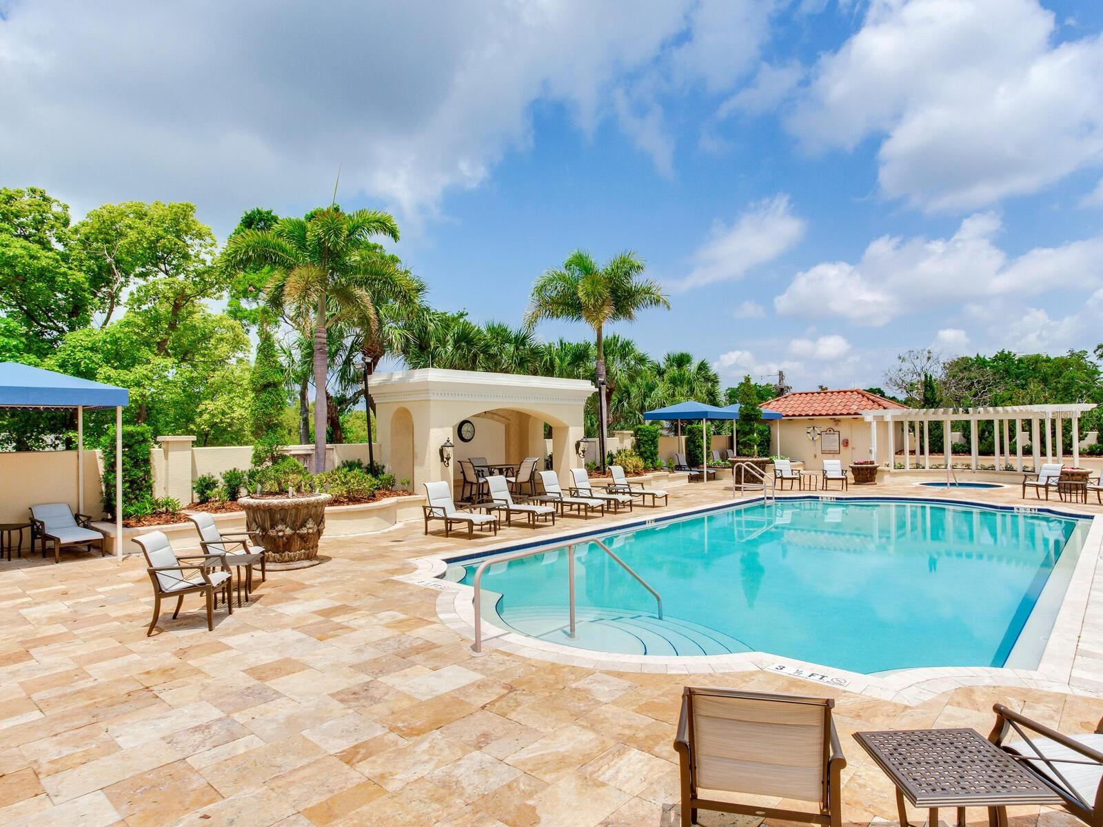 Image 87 of 99 For 4201 Bayshore Boulevard 604