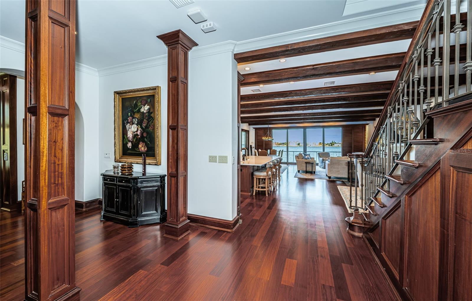 Listing photo id 10 for 1403 Pass A Grille Way