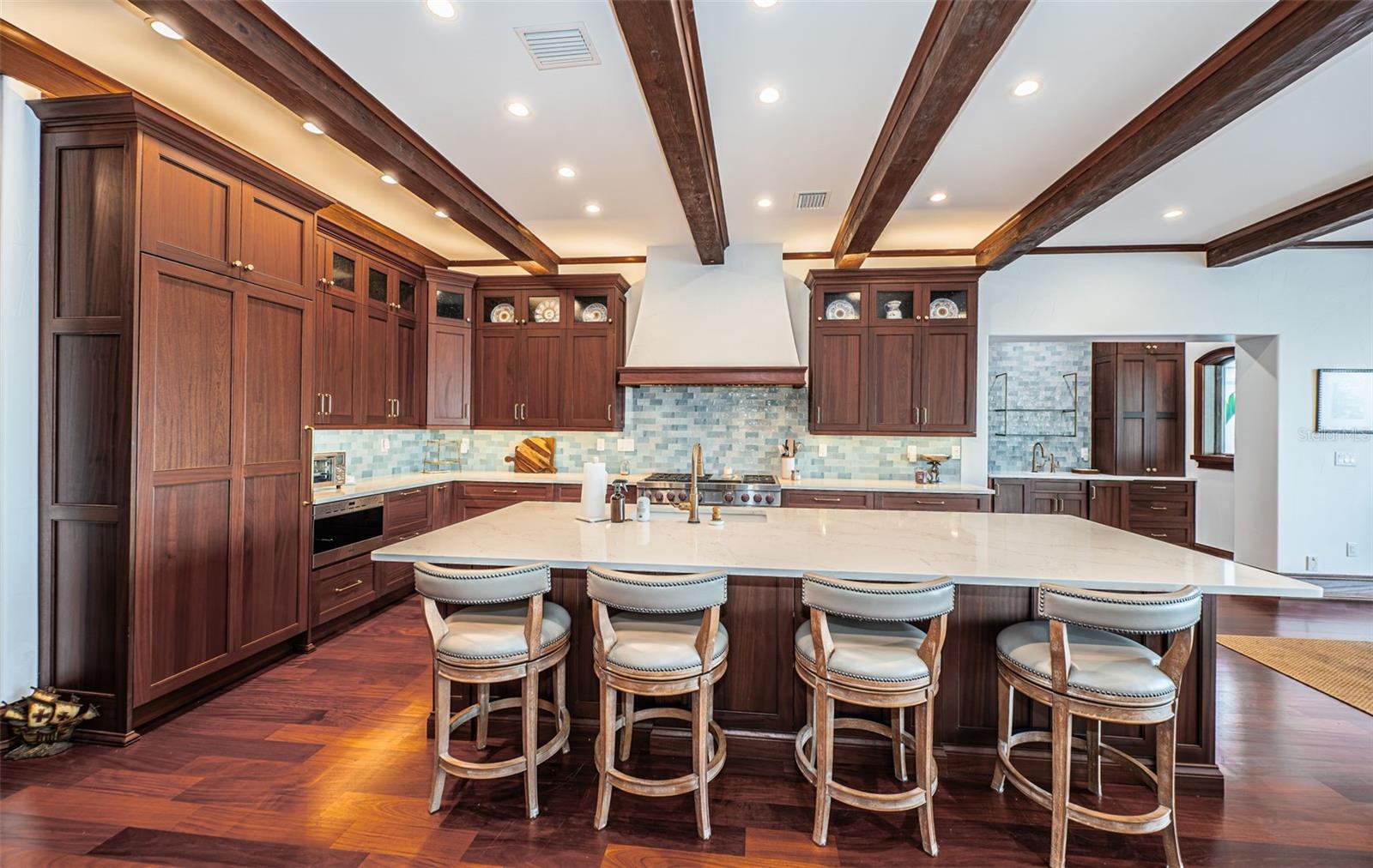 Listing photo id 34 for 1403 Pass A Grille Way