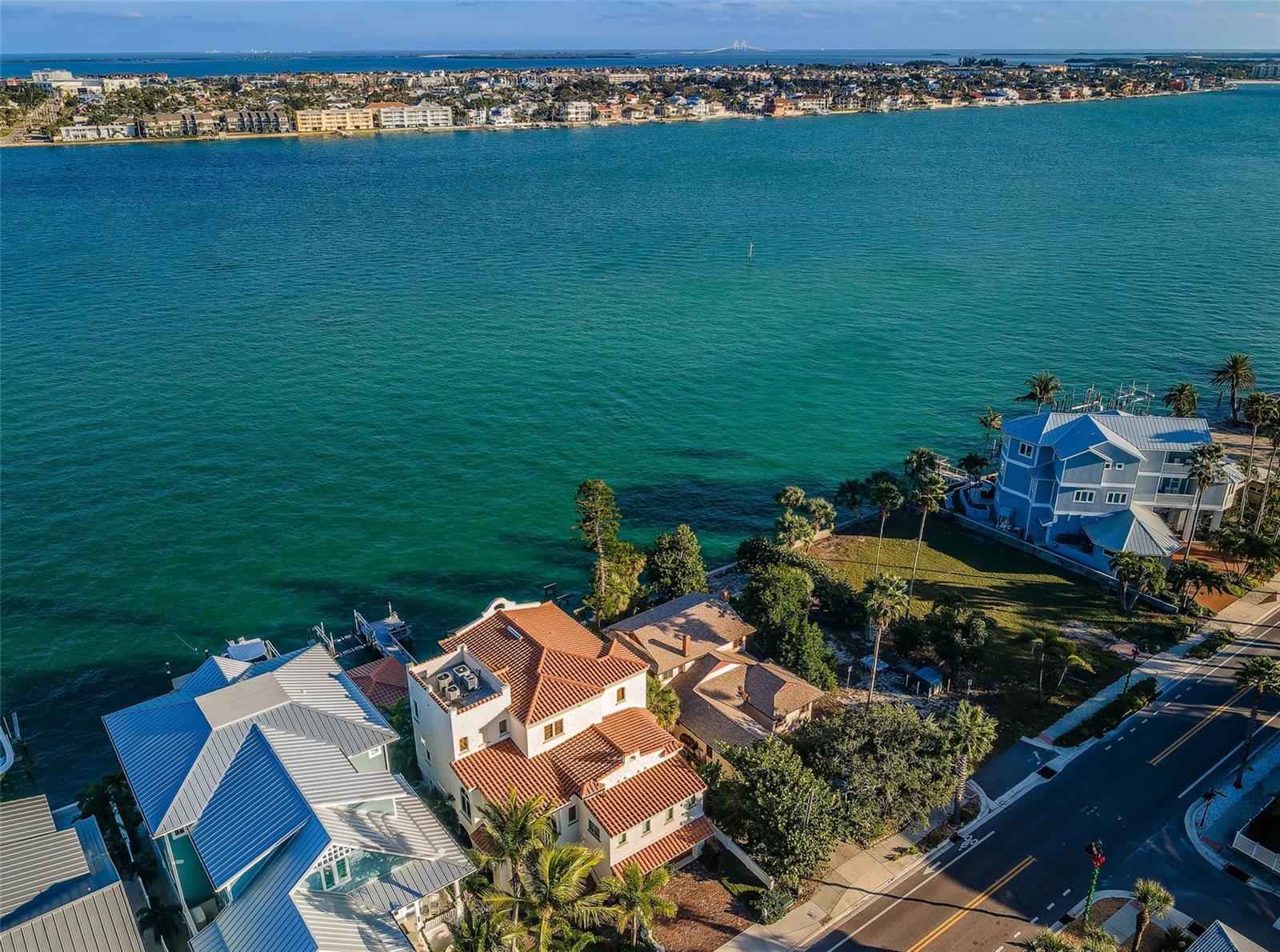 Listing photo id 2 for 1403 Pass A Grille Way