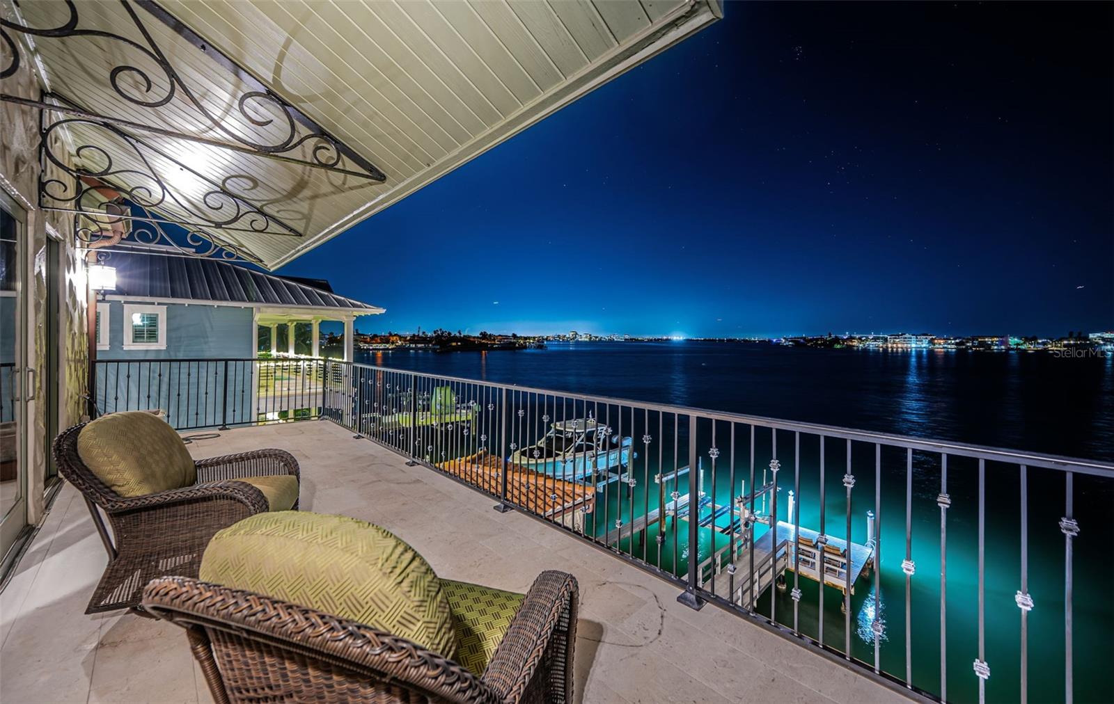 Listing photo id 52 for 1403 Pass A Grille Way