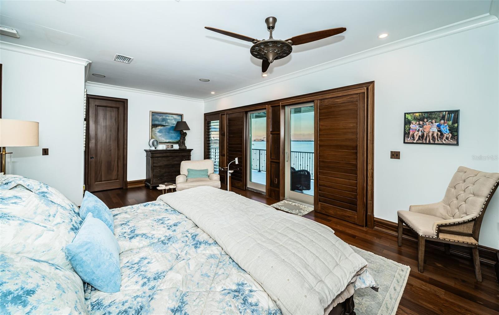 Listing photo id 56 for 1403 Pass A Grille Way