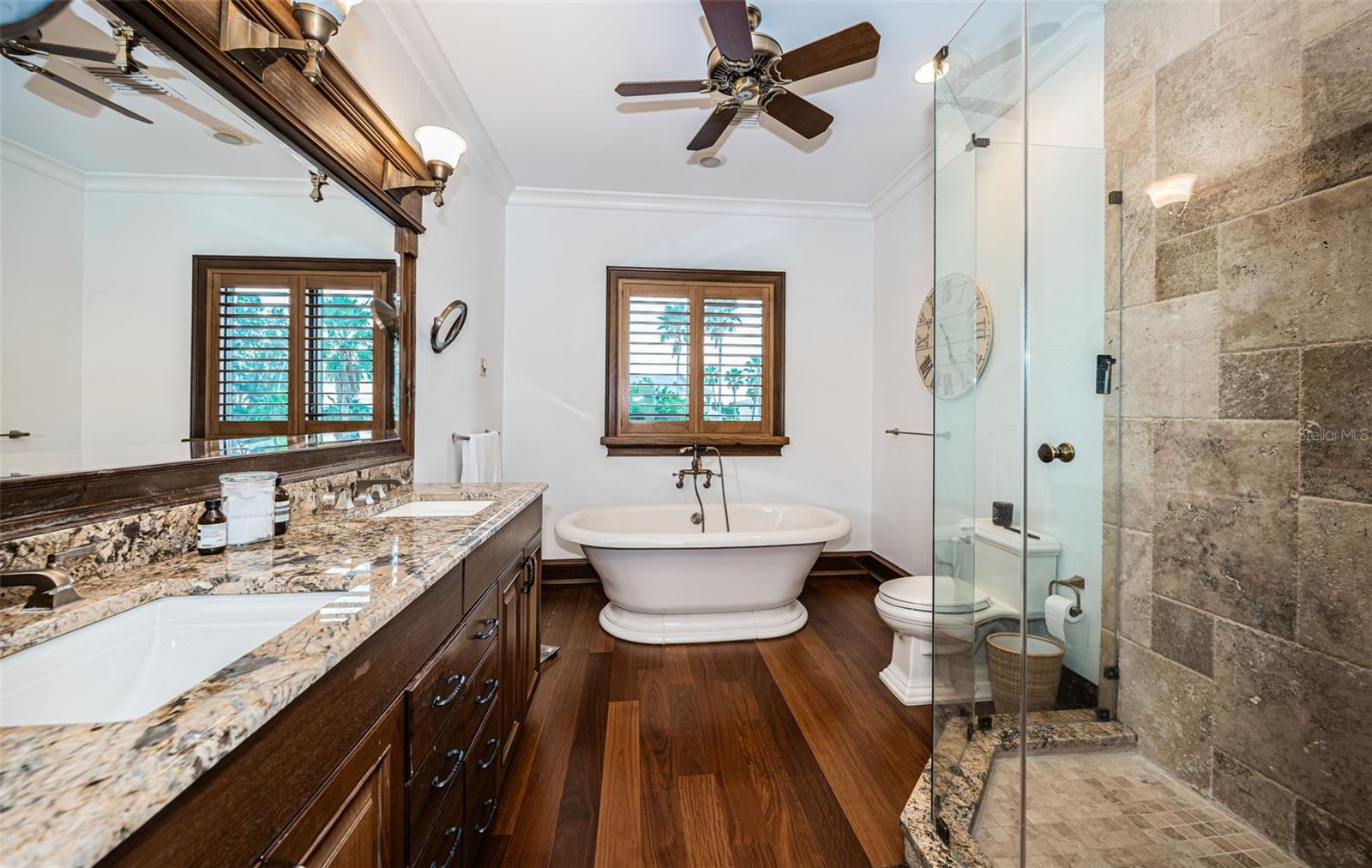 Listing photo id 57 for 1403 Pass A Grille Way