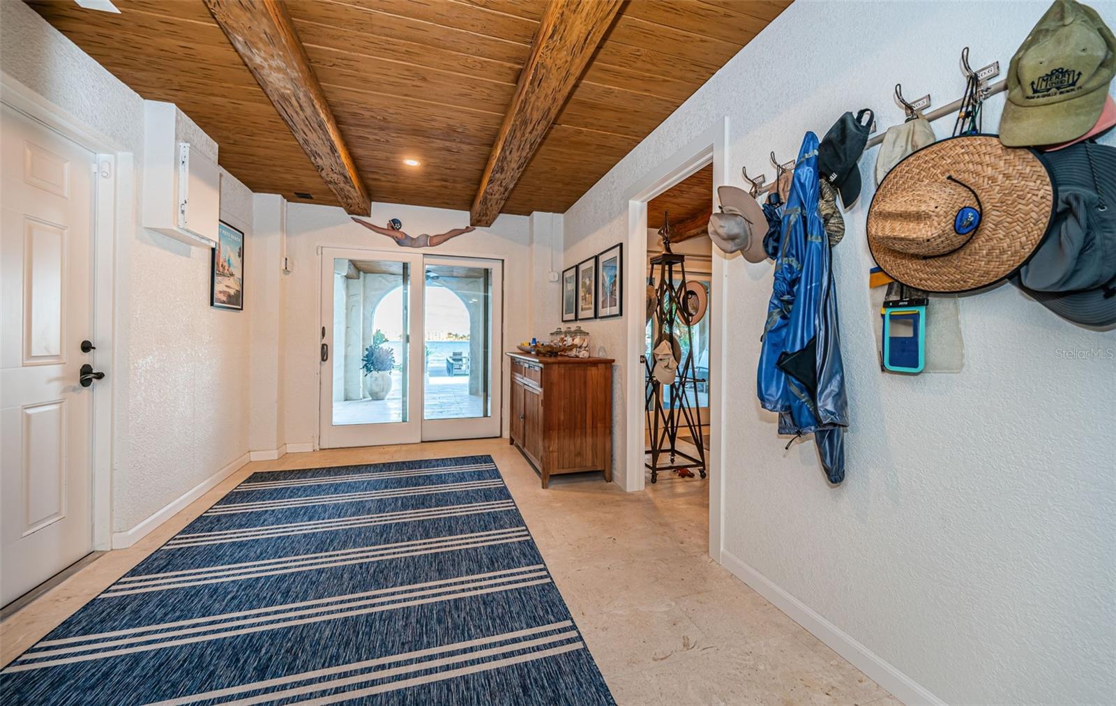 Listing photo id 66 for 1403 Pass A Grille Way