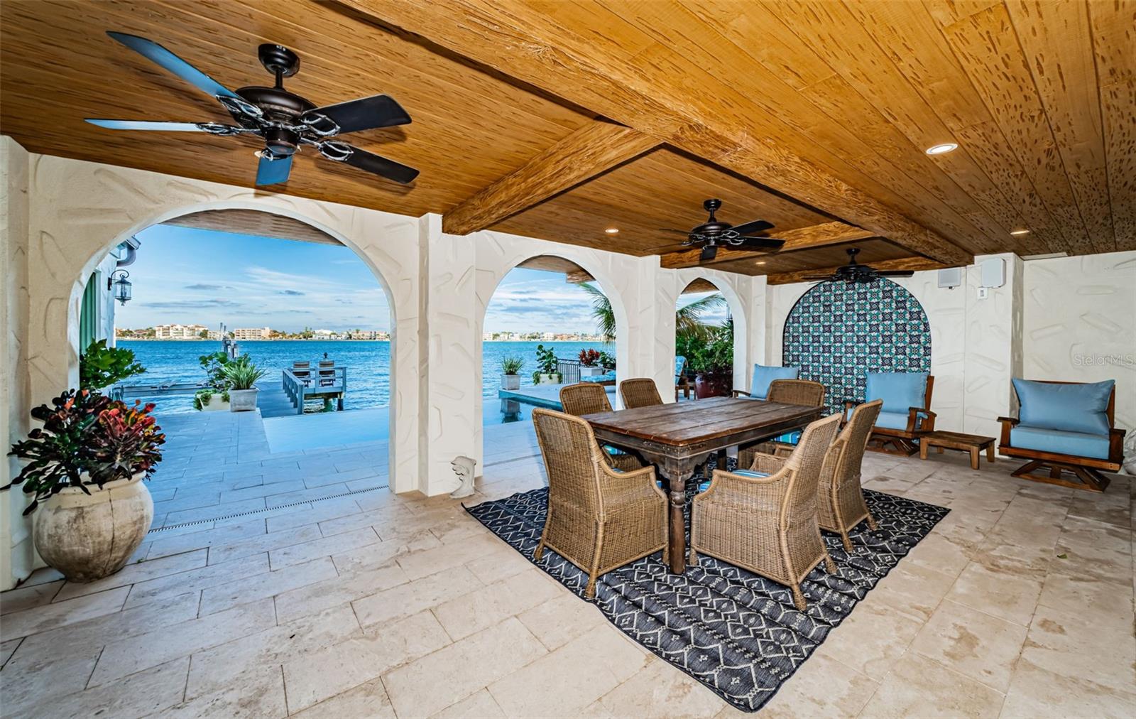 Listing photo id 67 for 1403 Pass A Grille Way