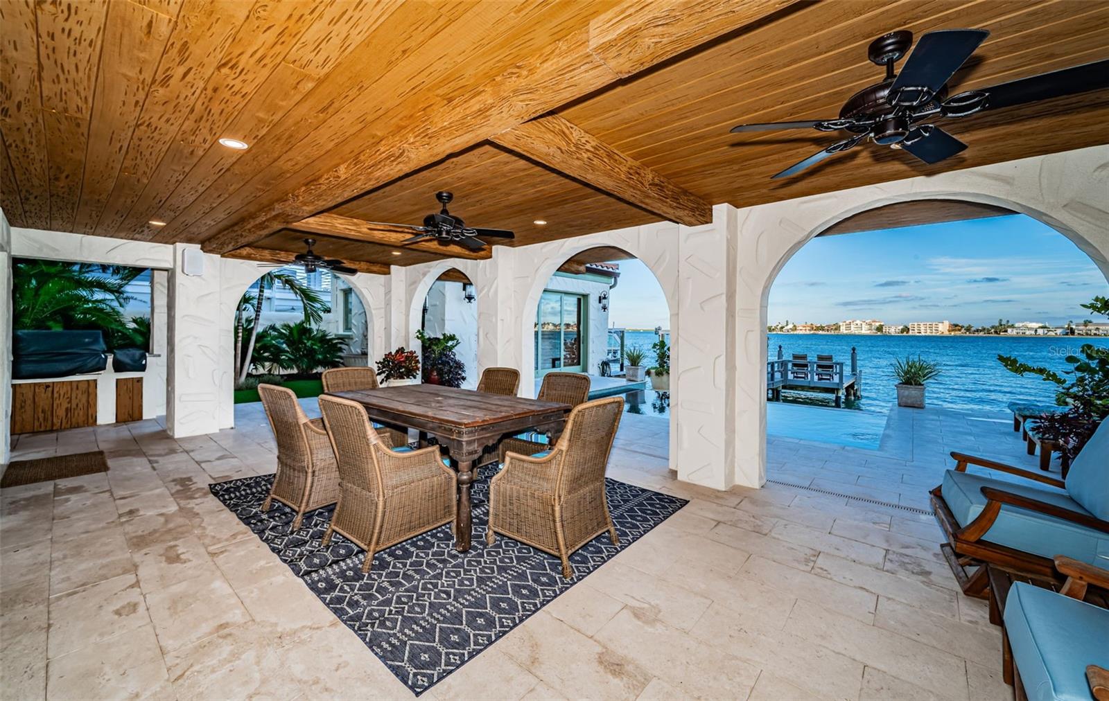 Listing photo id 68 for 1403 Pass A Grille Way