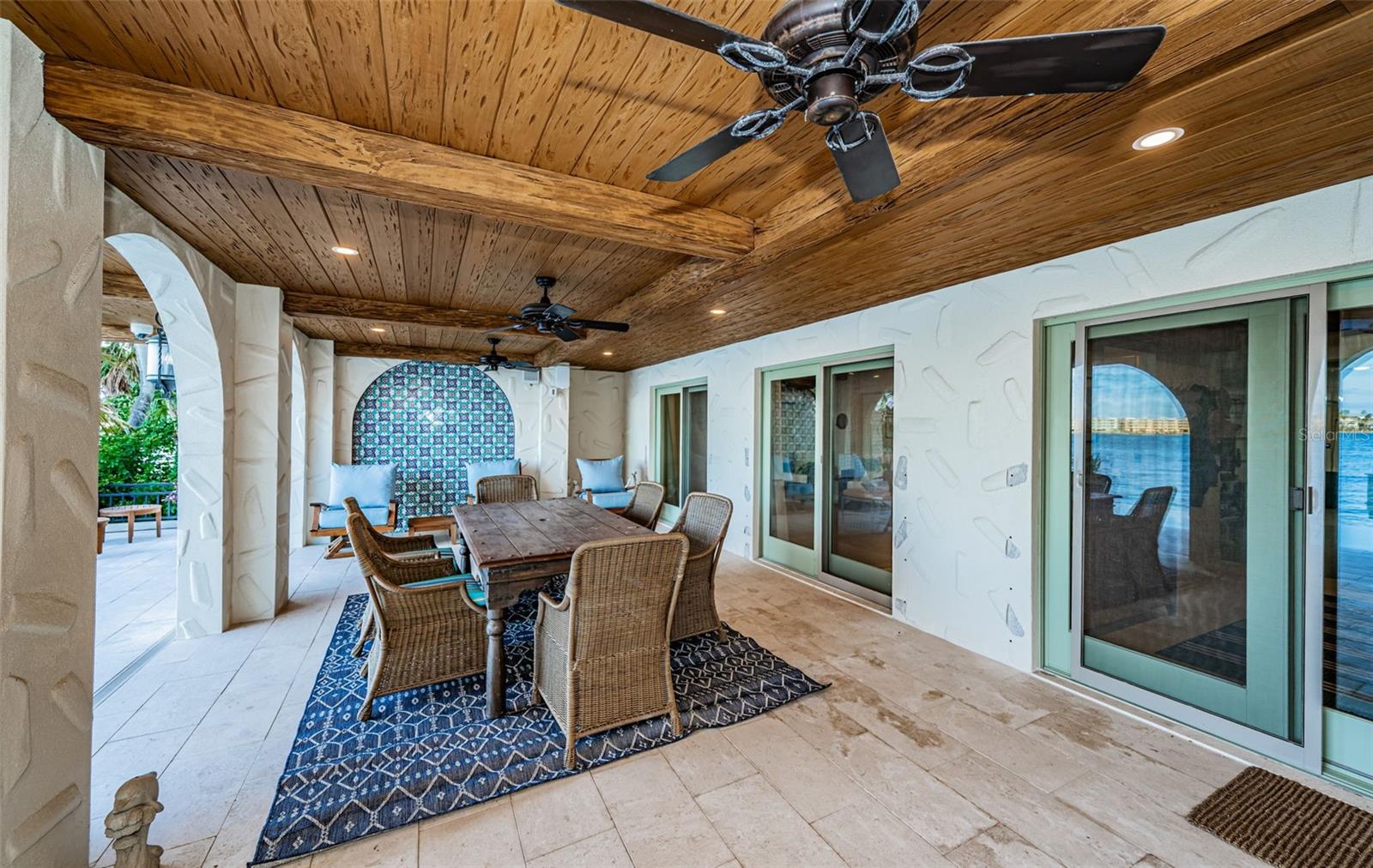 Listing photo id 70 for 1403 Pass A Grille Way