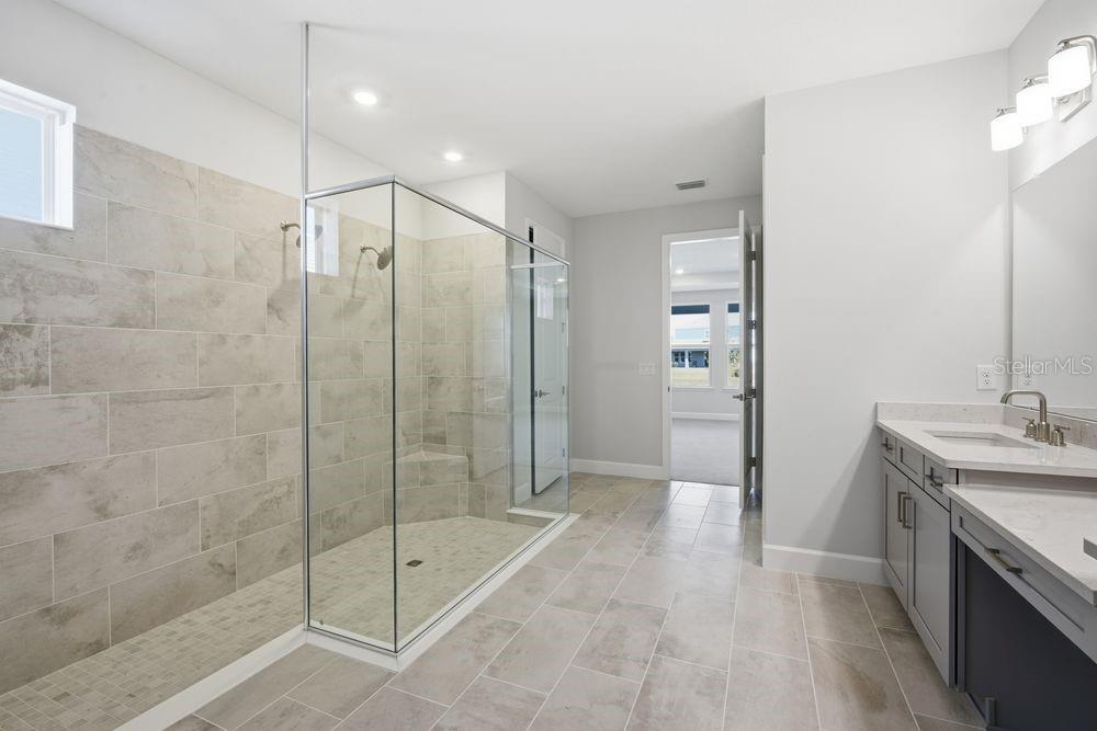 Image 10 of 37 For 35074 Emberview Drive