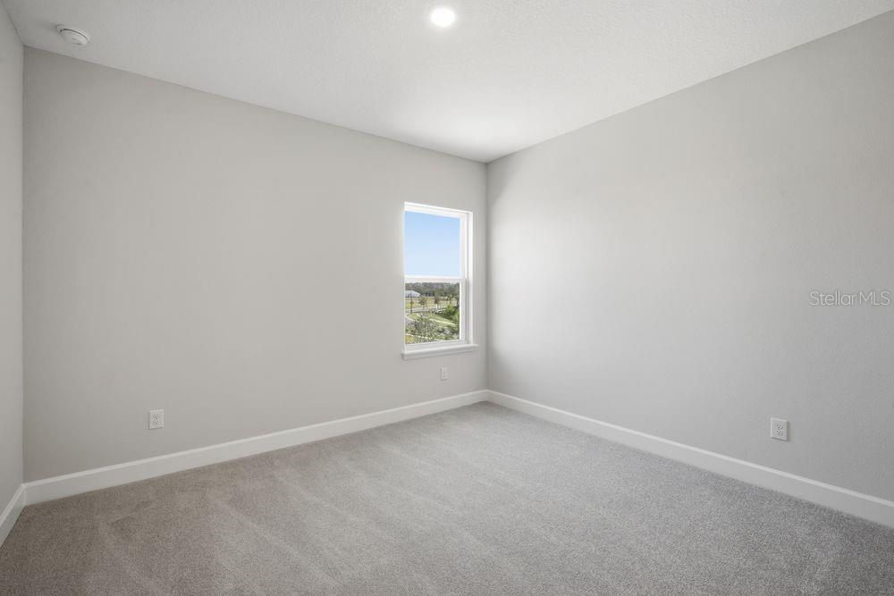 Image 12 of 37 For 35074 Emberview Drive