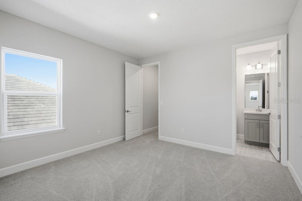 Image 17 of 37 For 35074 Emberview Drive