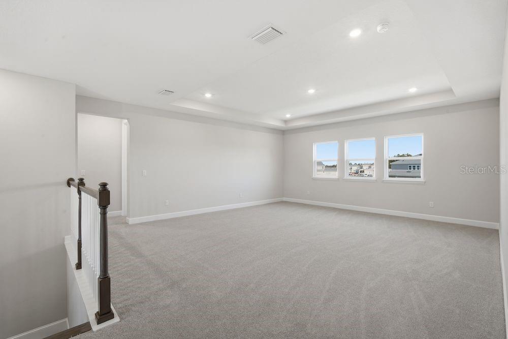 Image 23 of 37 For 35074 Emberview Drive