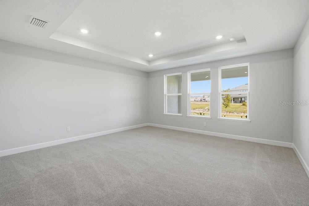 Image 8 of 37 For 35074 Emberview Drive