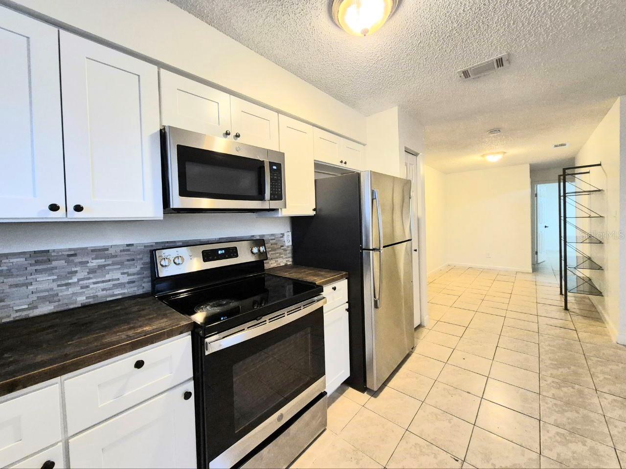 Image 12 of 29 For 2408 Cypress Street B