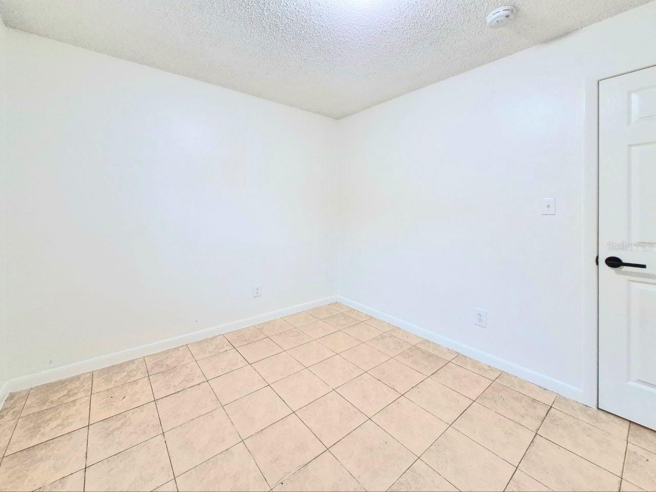 Image 19 of 29 For 2408 Cypress Street B